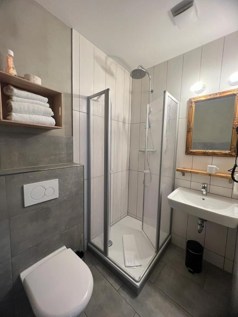 Zentrales Kobytinyhaus City Apartment Herford,Wlan,Parkplatz المظهر الخارجي الصورة